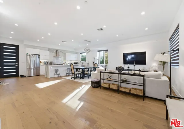 3rd image of 14650 Margate St, Sherman Oaks, CA 91411 | MLS# 26657675