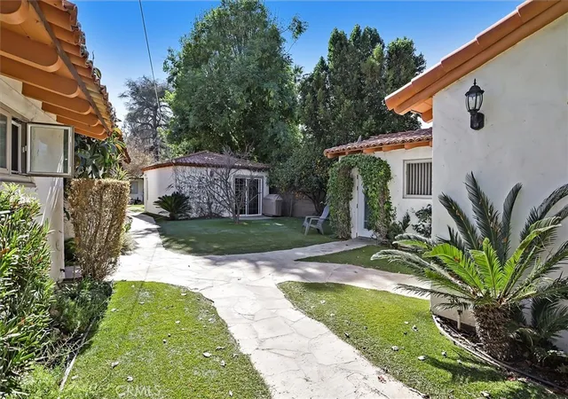39th image of 23130 Oxnard St, Woodland Hills, CA 91367 | MLS# SR26044598
