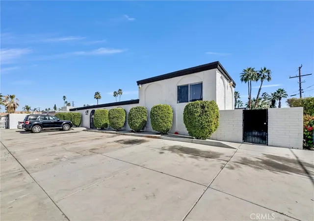 4th image of 1900 E Baristo Rd, Palm Springs, CA 92262 | MLS# CV26045872