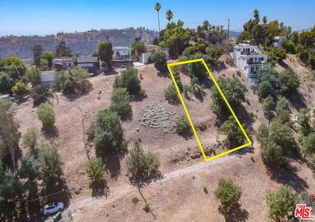 Photo 3 of Land for sale at 506 W Beech St, Los Angeles, CA 90065 | MLS# 26658809 | Listing updated on 2026-04-17