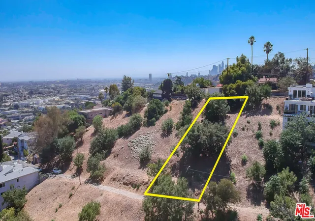 Photo 3 of Land for sale at 506 W Beech St, Los Angeles, CA 90065 | MLS# 26658809 | Listing updated on 2026-04-17