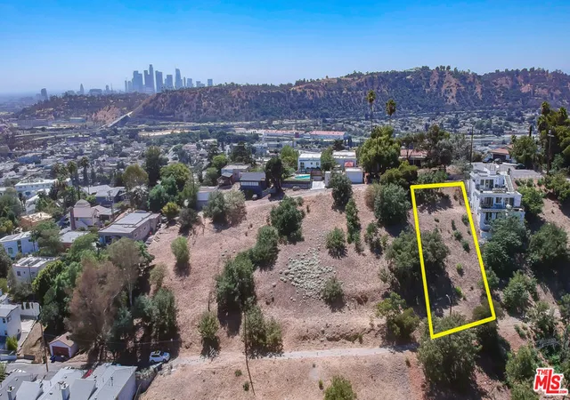 Photo 1 of Land for sale at 512 W Beech St, Los Angeles, CA 90065 | MLS# 26658819 | Listing updated on 2026-04-17