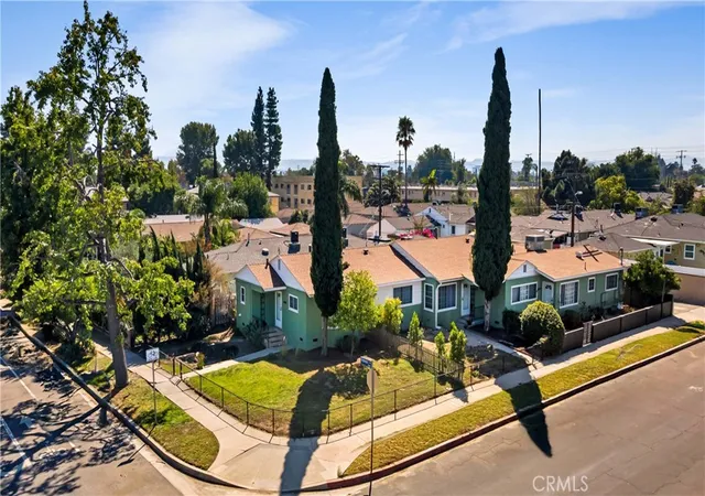 1st image of 6153 Clybourn Ave, North Hollywood, CA 91606 | MLS# SR26045154