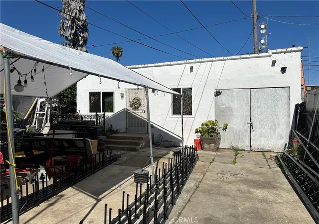 Photo 4 of House for sale at 145 West 109th, Los Angeles, CA 90061 | MLS# CV26045917 | Listing updated on 2026-10-06