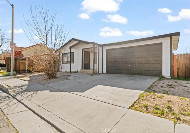 Photo 2 of Single family home for sale at 44053 Cyn Way, Lancaster, CA 93535 | MLS# SR26043089 | Listing updated on 2026-09-20