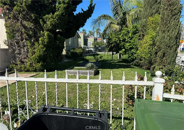 3rd image of 8725 S Denker, Los Angeles, CA 90047 | MLS# CV26045978