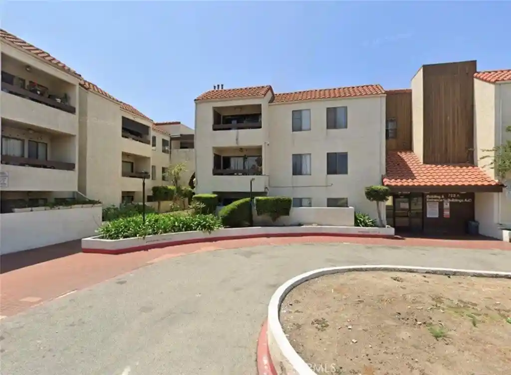 Photo 1 of Condo for sale at 700 West 3rd #314, Santa Ana, CA 92701 | MLS# PW26044368 | Listing updated on 2026-10-28