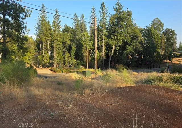 Photo 3 of Sale Pending at 13597 W Park Dr, Magalia, CA 95954 | MLS# SN26046151 | Listing updated on 2026-09-24