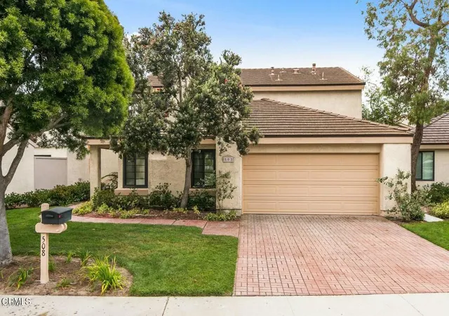 1st image of 508 Village Rd, Port Hueneme, CA 93041 | MLS# V1-34973