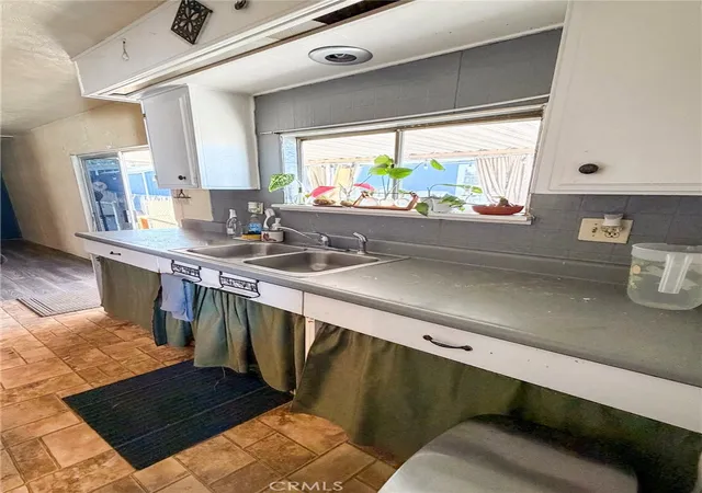 Photo 3 of Manufactured home for sale at 1000 Windy Pass #104, Barstow, CA 92311 | MLS# HD26045061 | Listing updated on 2026-03-03
