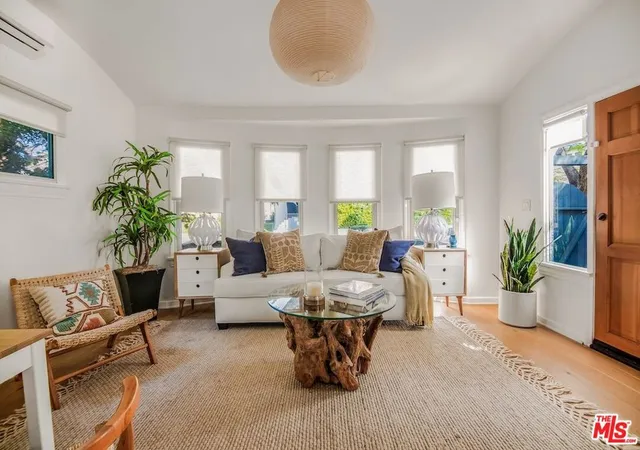 2nd image of 5848 1/2 Willoughby Ave, Los Angeles, CA 90038 | MLS# 26656609
