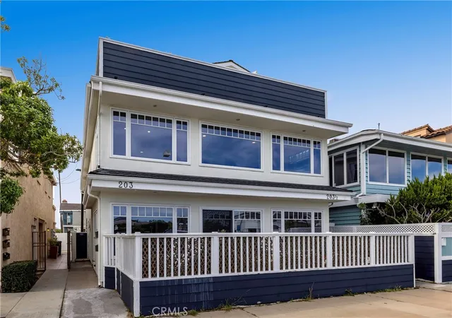 2nd image of 203 8Th St, Newport Beach, CA 92661 | MLS# NP26045833