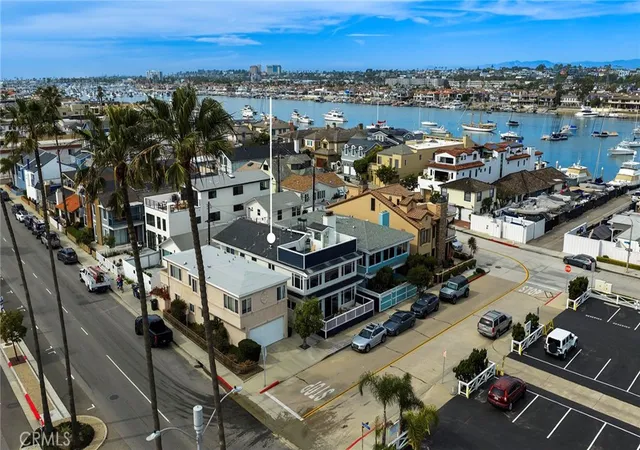 3rd image of 203 8Th St, Newport Beach, CA 92661 | MLS# NP26045833