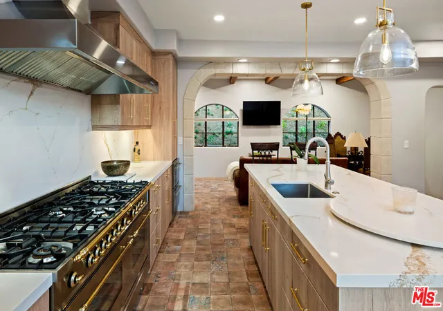 5th image of 503 Vera Canyon Dr, Malibu, CA 90265 | MLS# 25628145