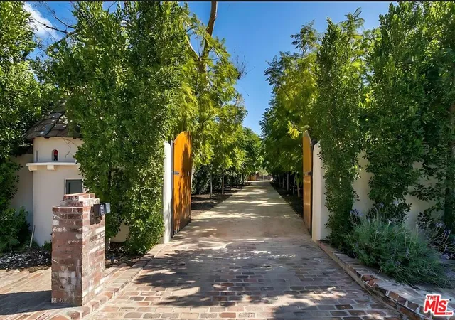 4th image of 4750 Encino Ave, Encino, CA 91316 | MLS# 26659163
