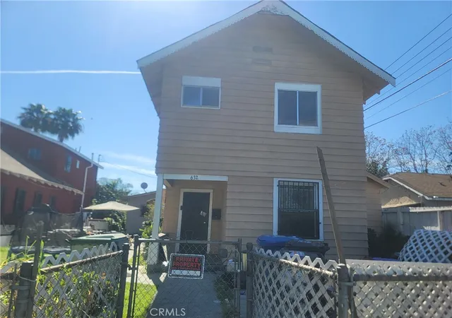 1st image of 632 E 45th, Los Angeles, CA 90011 | MLS# HD26044214