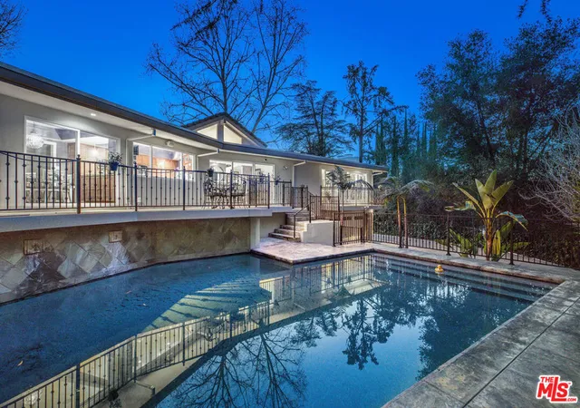 28th image of 4968 Queen Florence Ln, Woodland Hills, CA 91364 | MLS# 26659217