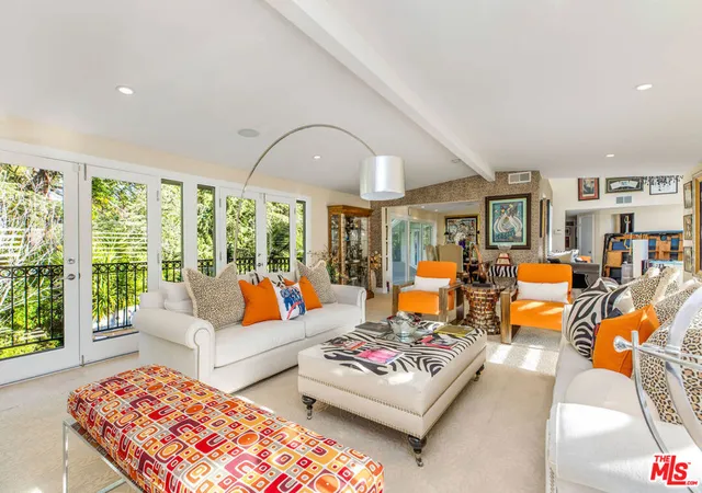 5th image of 4968 Queen Florence Ln, Woodland Hills, CA 91364 | MLS# 26659217