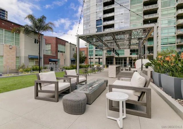 Homes for sale in San Diego, CA | 800 The Mark Ln, San Diego, CA 92101 | Houzeo