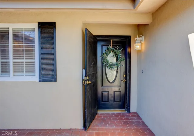 Photo 3 of Sale Pending at 544 Seminole Dr, Merced, CA 95340 | MLS# MC26046715 | Listing updated on 2026-09-16