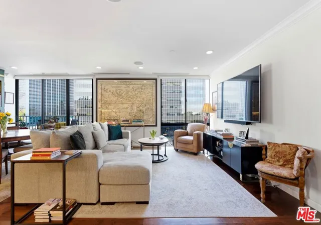 3rd image of 2160 Century Pkwy #411, Los Angeles, CA 90067 | MLS# 26658533