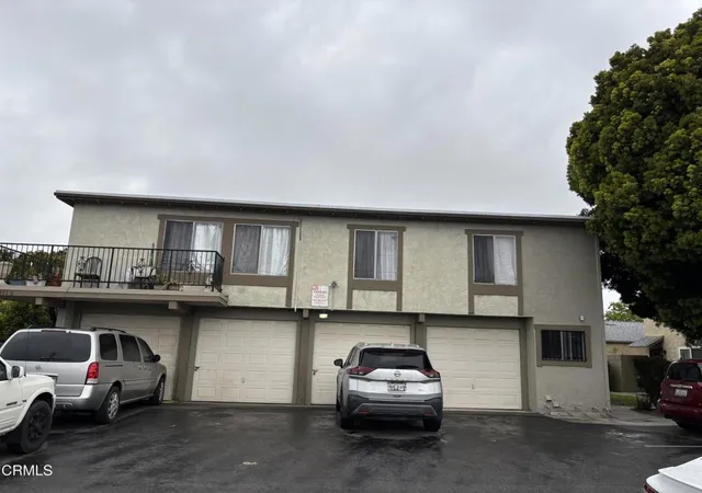 2nd image of 1431 Casa San Carlos Ln #B, Oxnard, CA 93033 | MLS# V1-34990