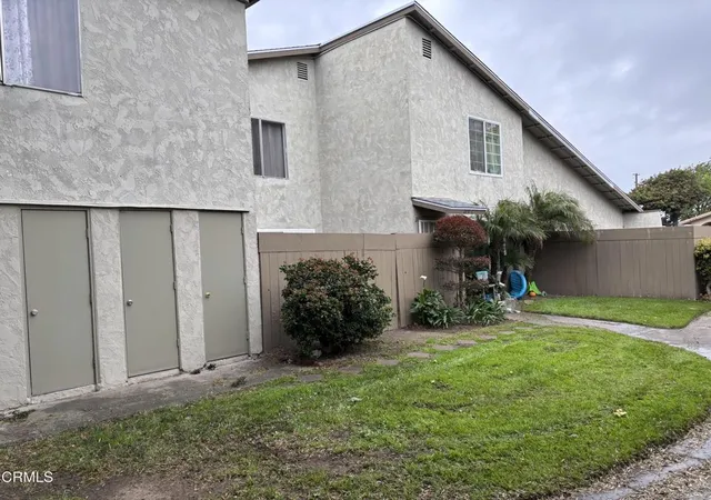 3rd image of 1431 Casa San Carlos Ln, Oxnard, CA 93033