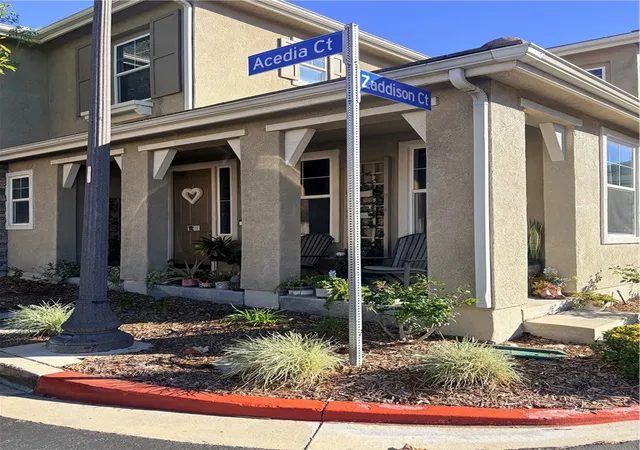 1st image of 26014 Zaddison Ct, Newhall, CA 91350 | MLS# SR26046951