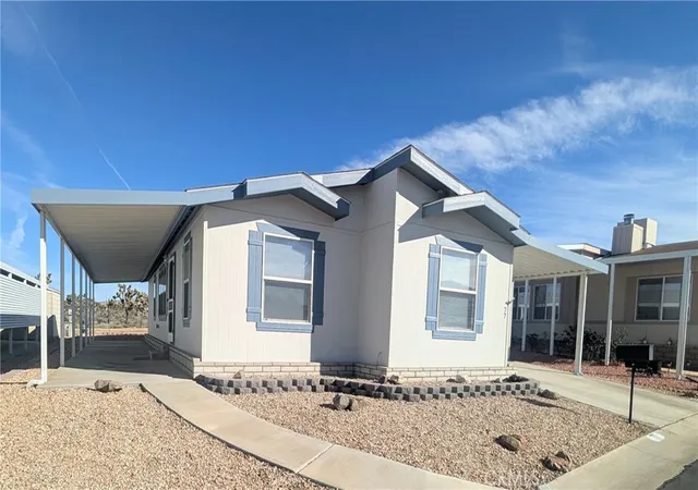 Homes for sale in Yucca Valley, CA | 7501 Palm Unit 77, Yucca Valley, CA 92284 | MLS# JT26047041