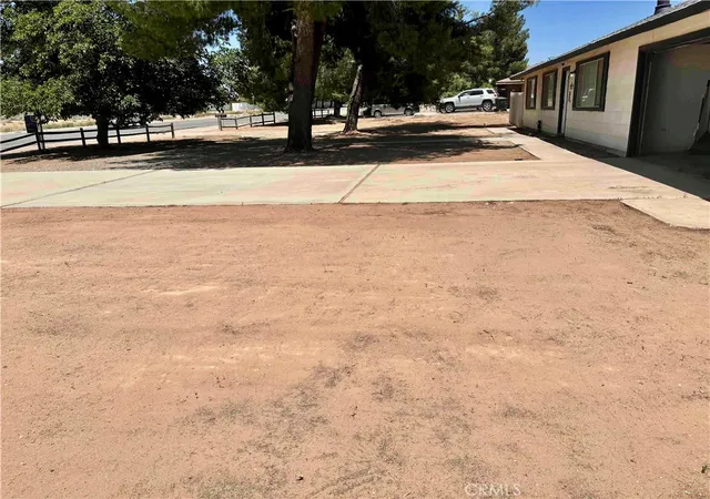 26th image of 16661 Central, Apple Valley, CA 92307 | MLS# HD26047090