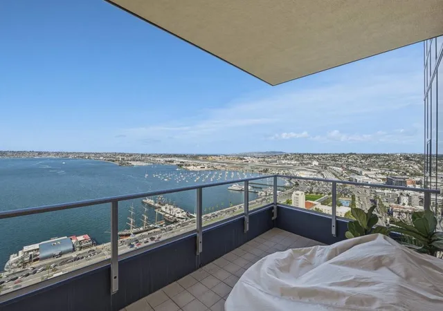 1st image of 1325 Pacific Hwy #3503, San Diego, CA 92101 | MLS# 260005003SD