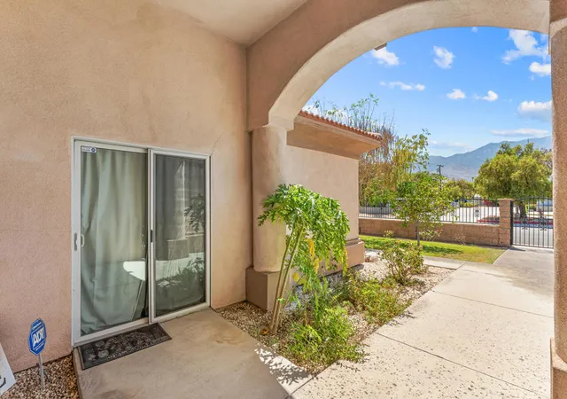 5th image of 32100 Whispering Palms Trl, Cathedral City, CA 92234 | MLS# 219144203DA