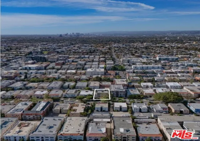 Photo 3 of Multi family home for sale at 165 S Catalina St, Los Angeles, CA 90004 | MLS# 26659743 | Listing updated on 2026-04-23
