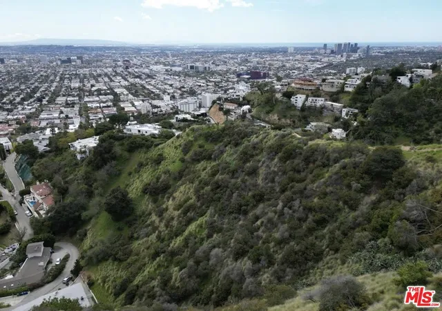 Photo 4 of Land for sale at 0 Woods Dr, Los Angeles, CA 90069 | MLS# 26658811 | Listing updated on 2026-03-09