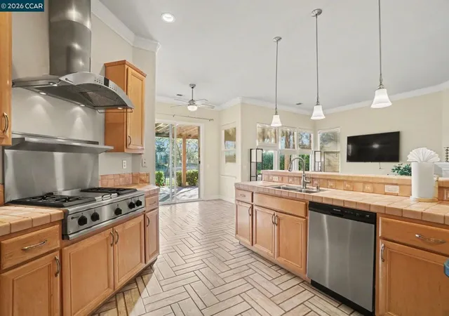Homes for sale in Brentwood, CA | 208 208 Summerset Dr, Brentwood, CA 94513 | MLS# 41125918