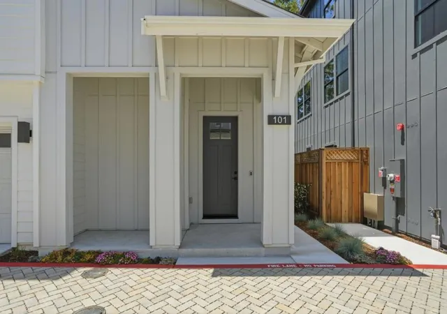 Photo 2 of Single family home for sale at 101 Sunnyside Ct, Campbell, CA 95008 | MLS# ML82037161 | Listing updated on 2026-10-11