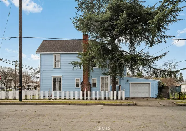 Homes for sale in Oroville, CA | 1584 Robinson St, Oroville, CA 95965 | MLS# SN26047983