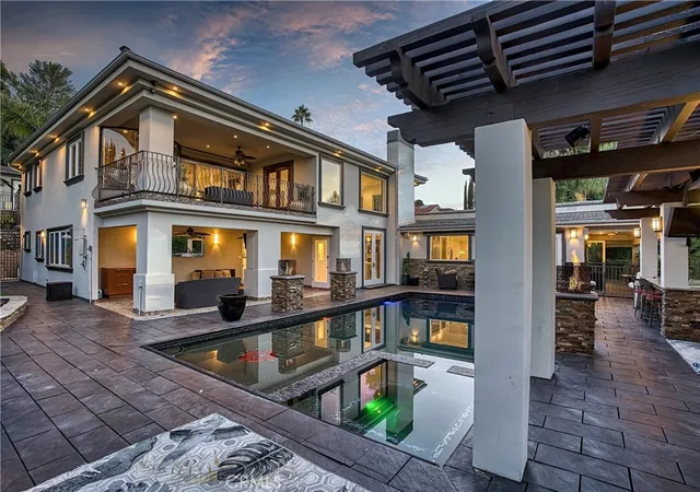 3rd image of 4760 Corbin Ave, Tarzana, CA 91356 | MLS# SR26048031