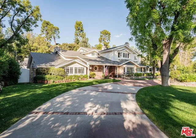 Homes for sale in Hidden Hills, CA | 23939 Long Valley Rd, Hidden Hills, CA 91302 | MLS# 26660065