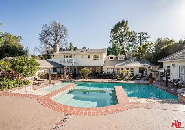 Homes for sale in Hidden Hills, CA | 23939 Long Valley Rd, Hidden Hills, CA 91302 | MLS# 26660065