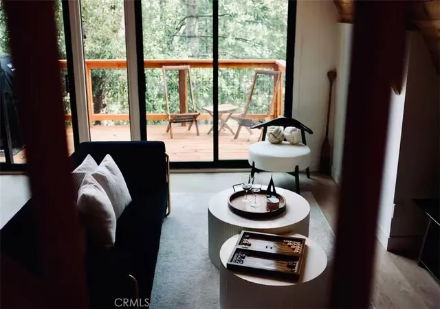 Photo 3 of Sale Pending at 26664 Thunderbird Dr, Lake Arrowhead, CA 92352 | MLS# SW26048130 | Listing updated on 2026-09-29