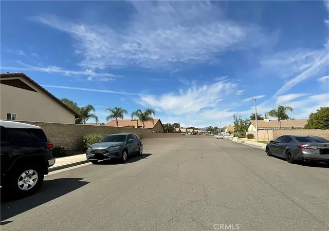 29th image of 31832 Granville Dr, Winchester, CA 92596 | MLS# DW26048163