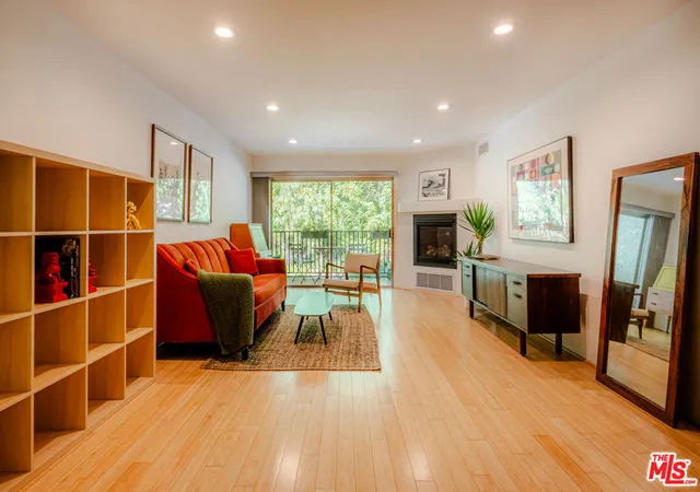4th image of 1230 Horn Ave, West Hollywood, CA 90069