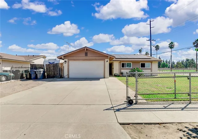 3rd image of 1602 Glover St, Redlands, CA 92374 | MLS# IG26048401