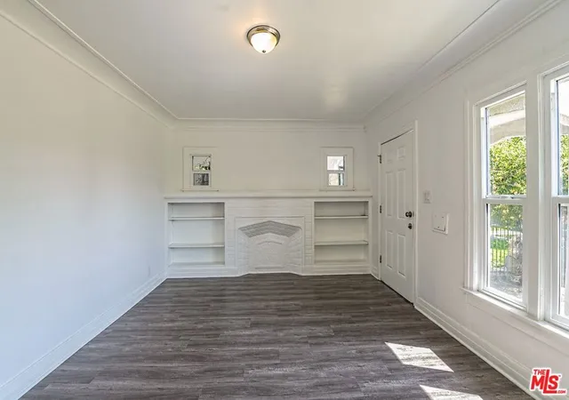 3rd image of 2817 S Norton Ave, Los Angeles, CA 90018 | MLS# 26658997