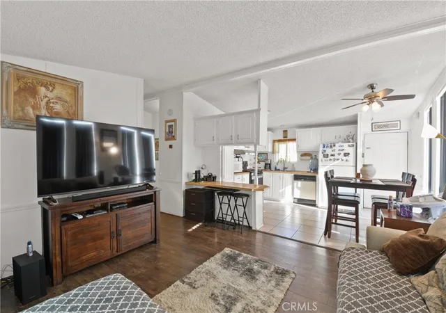 3rd image of 2191 Harbor Blvd #7, Costa Mesa, CA 92627 | MLS# PW26048453