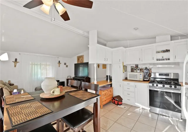 5th image of 2191 Harbor Blvd #7, Costa Mesa, CA 92627 | MLS# PW26048453