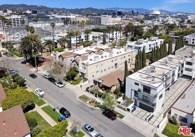 Photo 1 of Single family home for sale at 840 N Poinsettia Pl, Los Angeles, CA 90046 | MLS# 26660339 | Listing updated on 2026-10-01