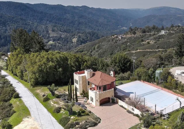 Photo 2 of Single family home for sale at 17035 Bohlman Rd, Saratoga, CA 95070 | MLS# ML82031507 | Listing updated on 2026-09-30