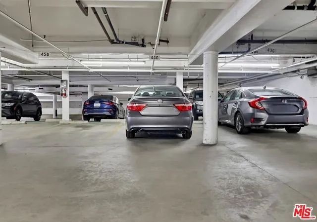 Homes for sale in Los Angeles, CA | 11656 Montana Ave #114, Los Angeles, CA 90049 | MLS# 26659651